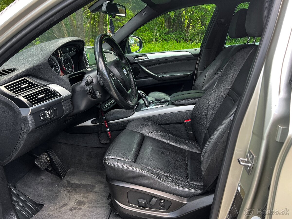 BMW X6 xDrive 30d 245k - 9