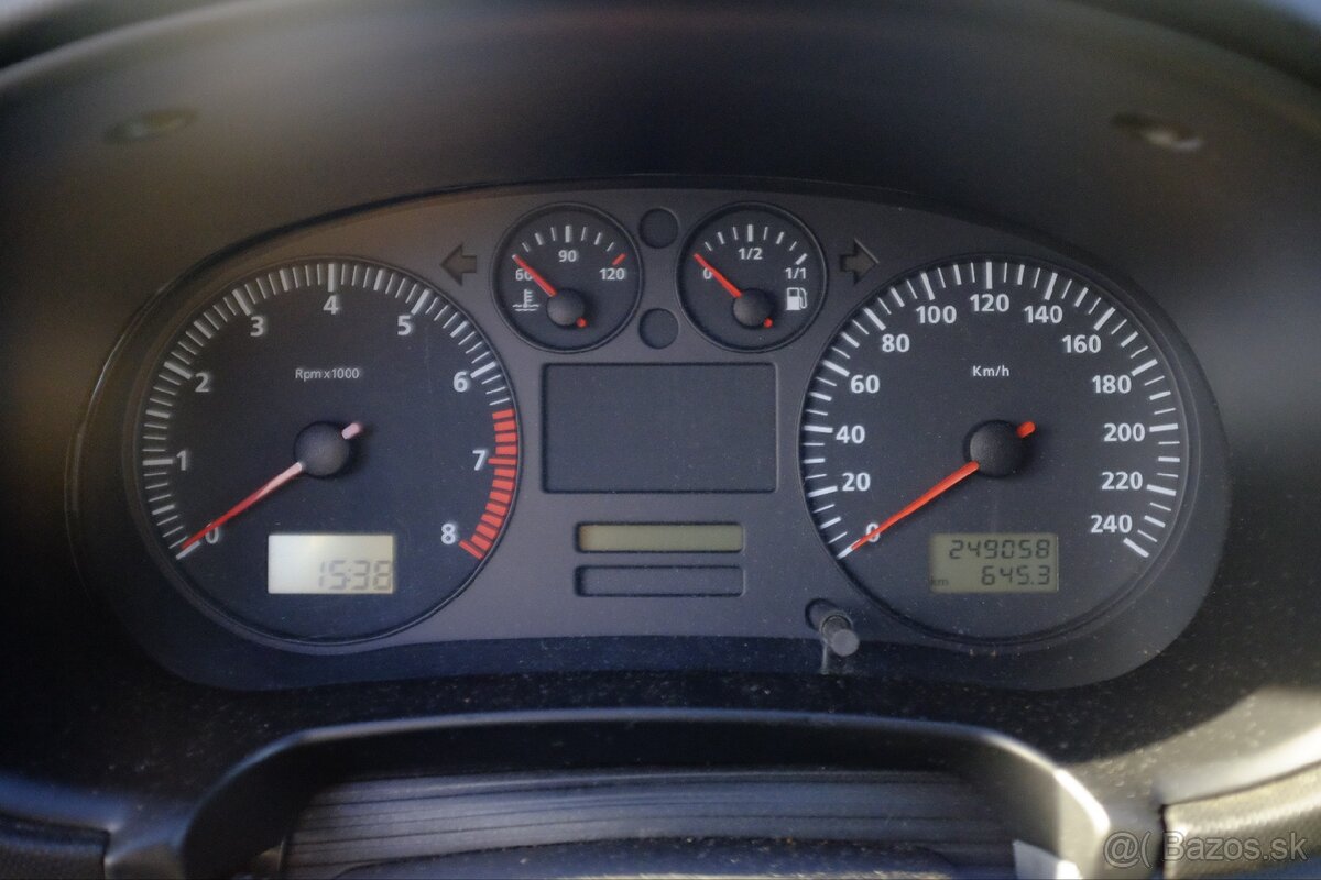 Seat Leon 1.6 benzín, automat , r.v.2000 - 9