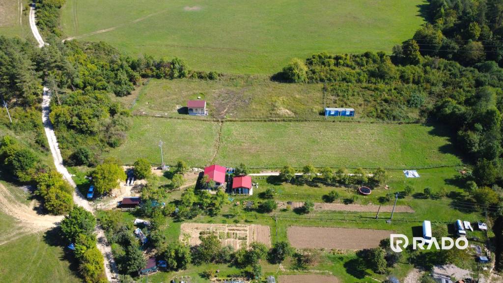 RADO | Na predaj pozemok v Hornej Breznici - 3626 m2 - 9