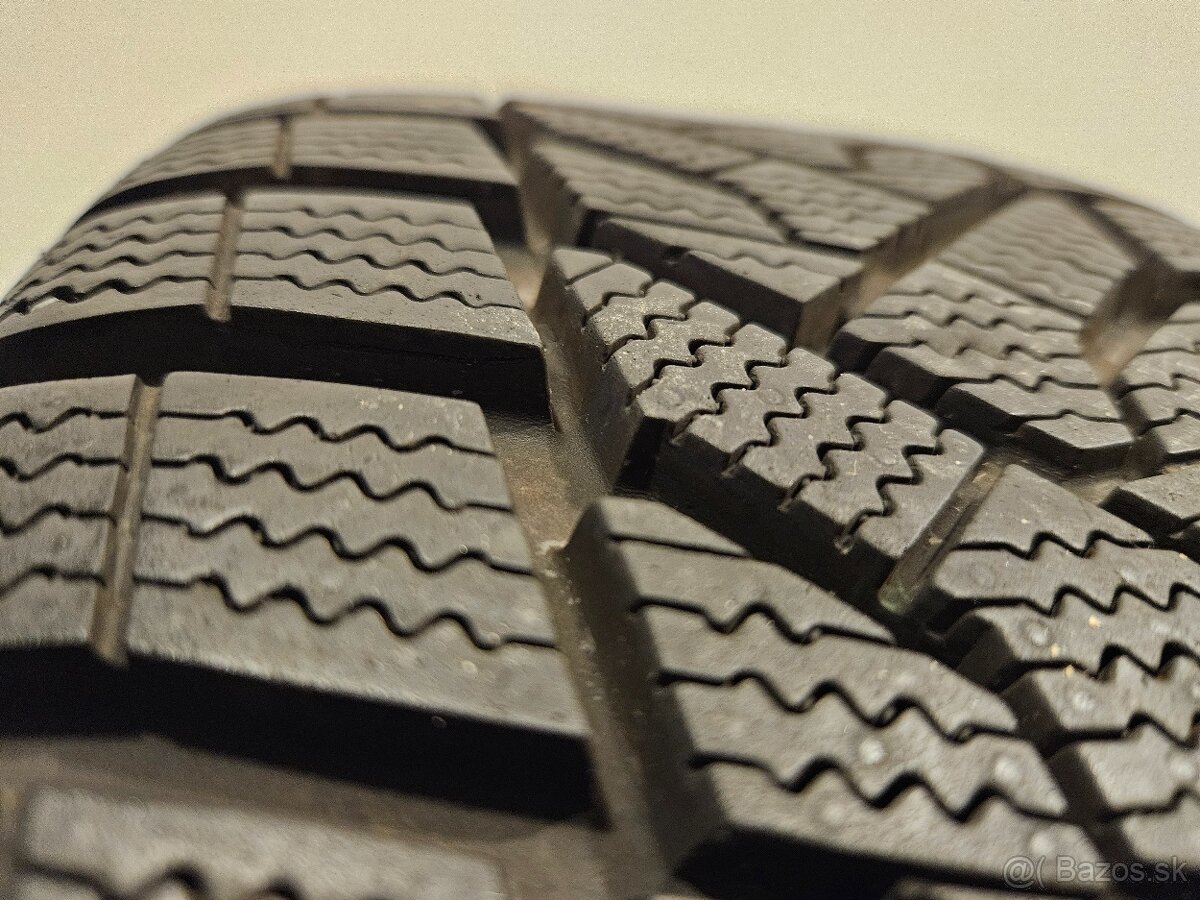 Originálna zimná sada VW - 5x112 r16 + Nexen 205/55 r16 - 9