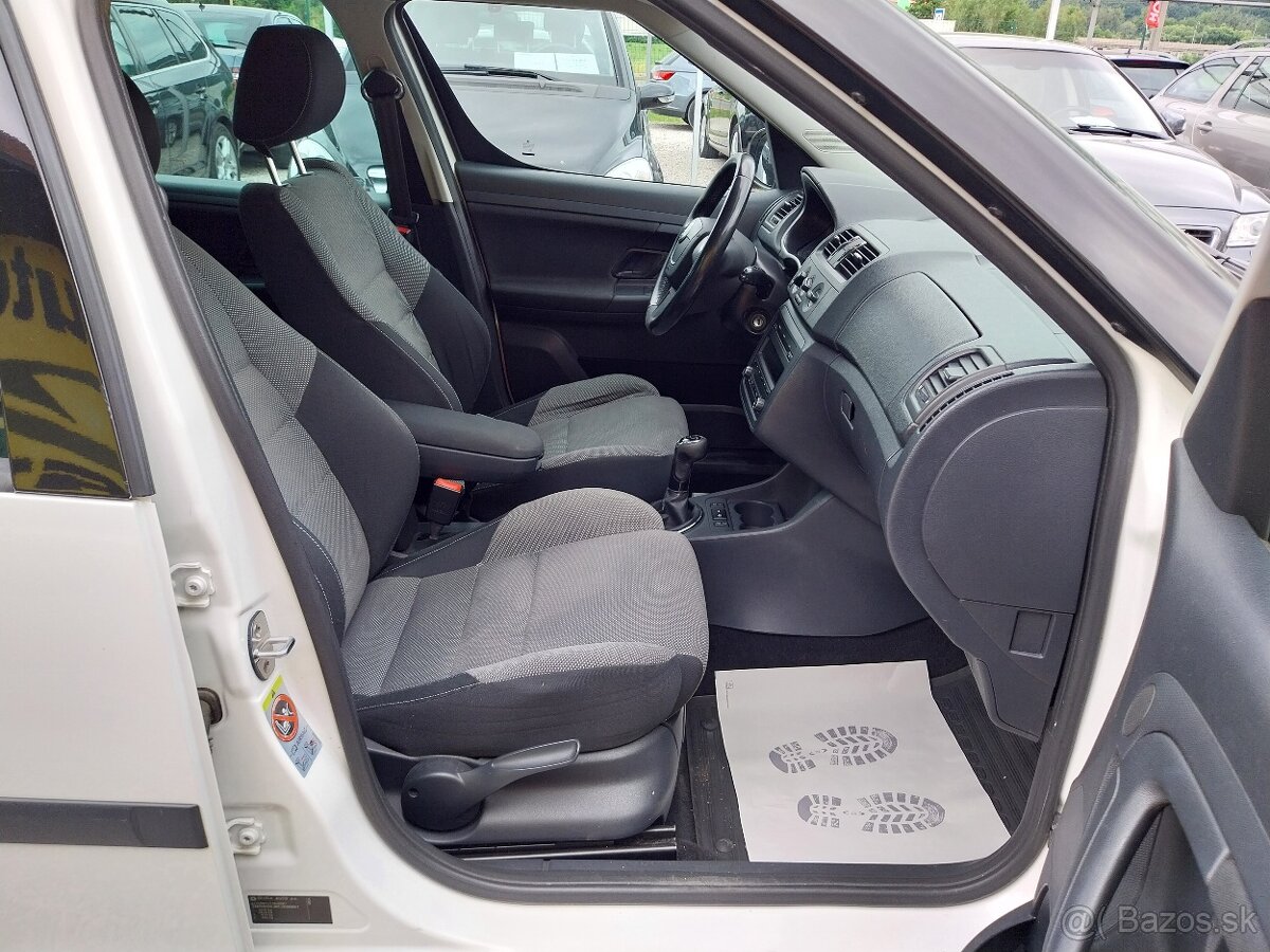 Škoda Roomster 1.2 TSI Style - 9