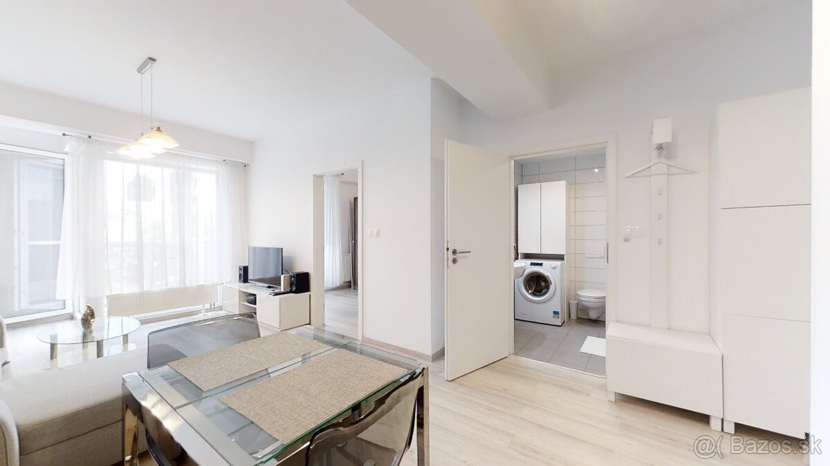 2i.byt Vietnamská ul., 1x GAR. PARKING v cene, 3/7p., loggia - 9