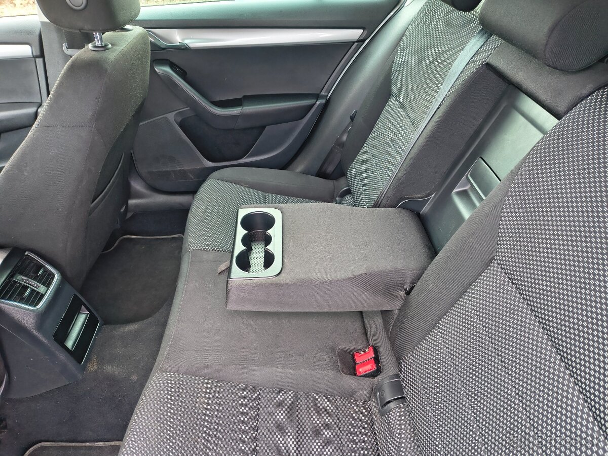 Octavia 2.0 TDI automat 110kw - 9