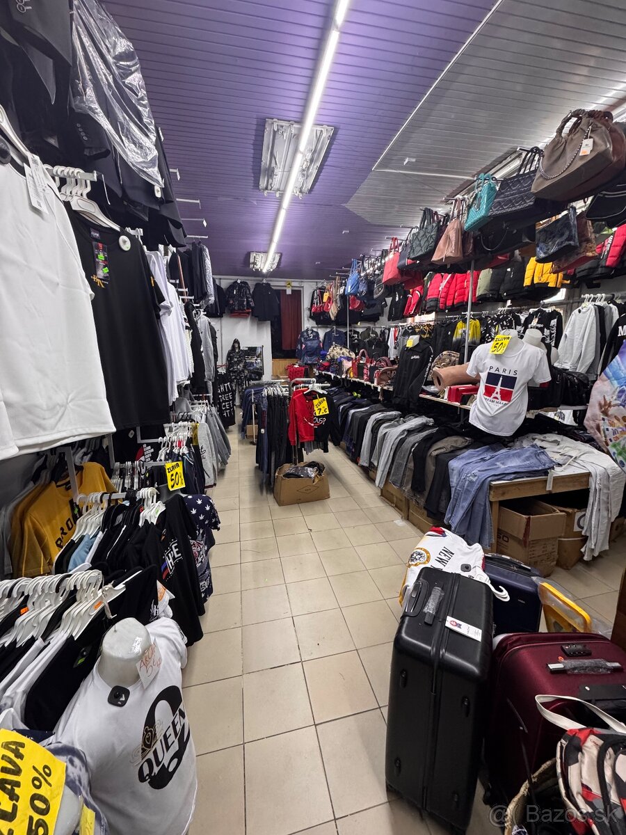 Budova Centrum Vranov n/T Družstevník - 9