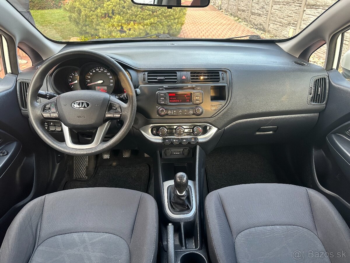 2014 Kia Rio - 9