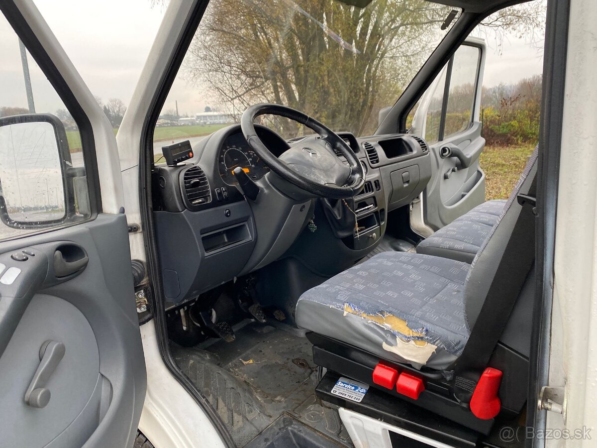 Mercedes-Benz Sprinter 208CDI 2.2 2003 - 9
