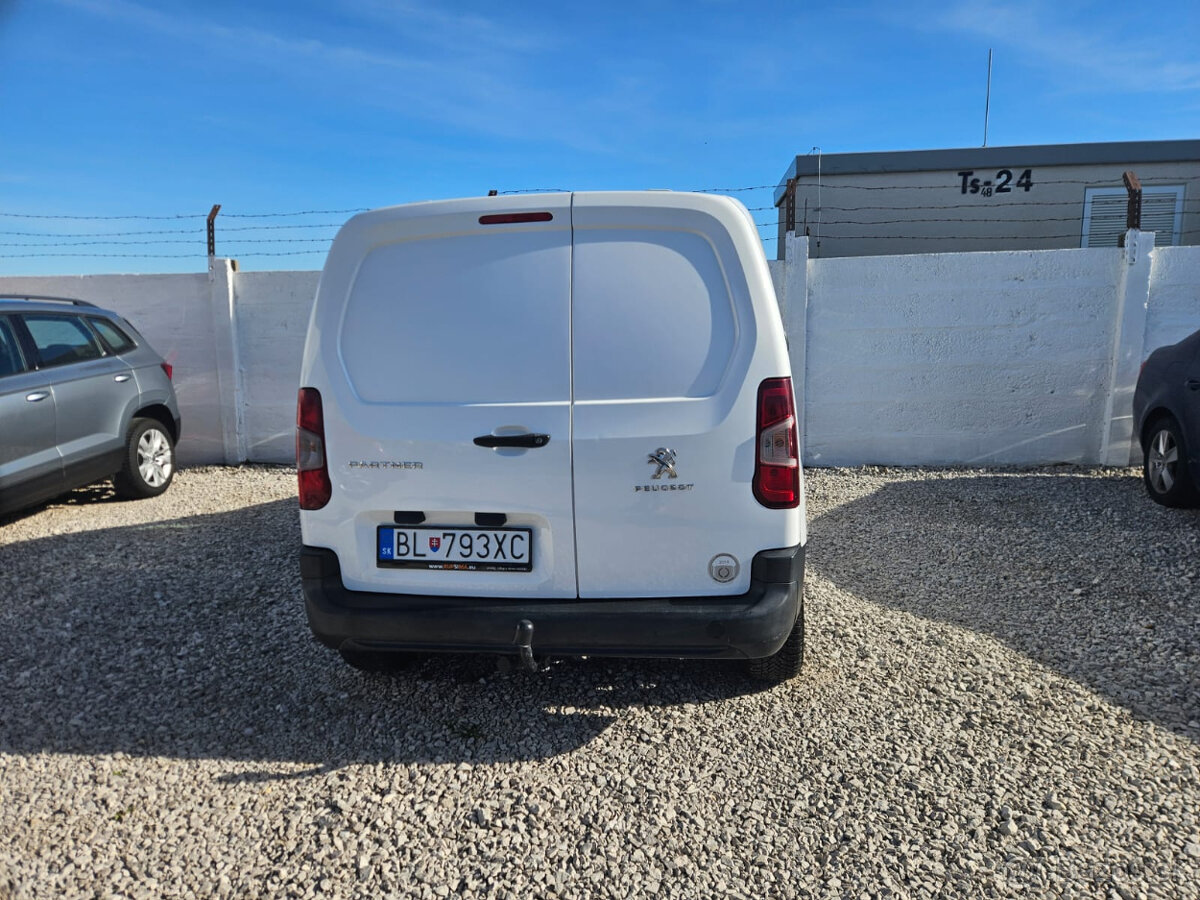 Peugeot Partner BlueHDI 100 (6 089 € bez DPH) - 9