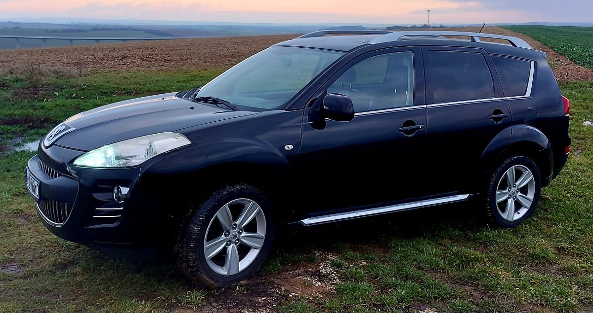 Peugeot 4007 - 9