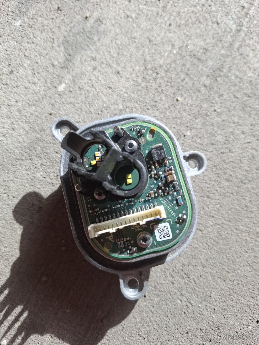 Riadiace jednotky svetiel - 9