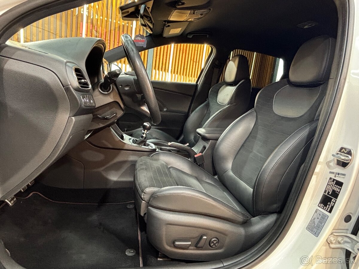 Hyundai i30N 2.0 T-GDi N Performance - 9