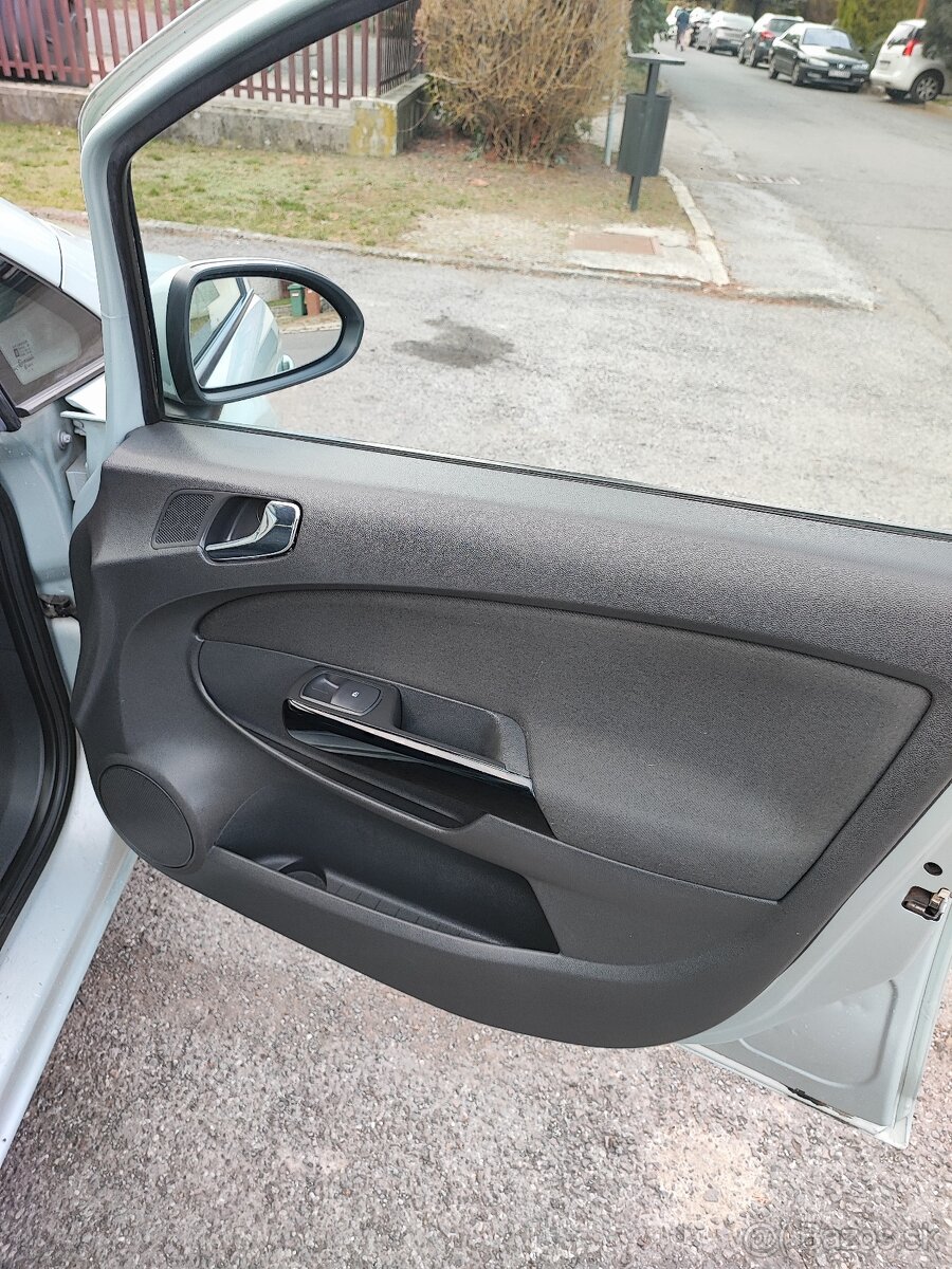 Opel corsa - 9