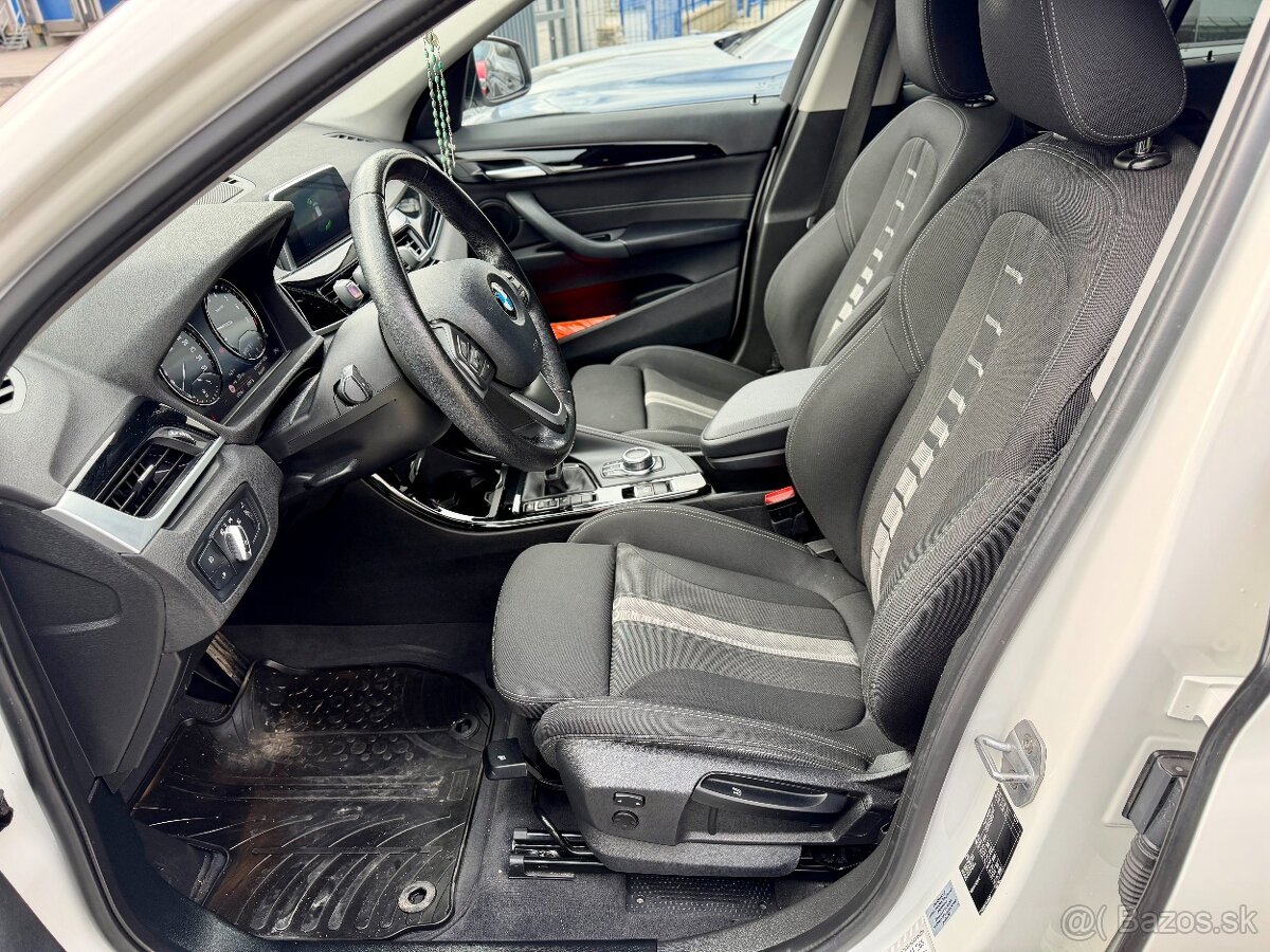 BMW X1 sDrive20i Sportline - 9
