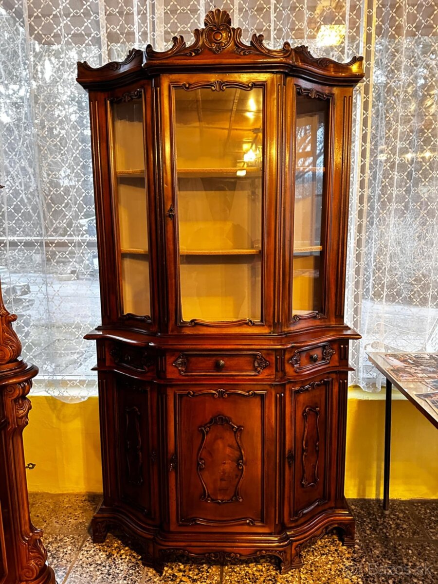 Talianska vitrína 2 - 9