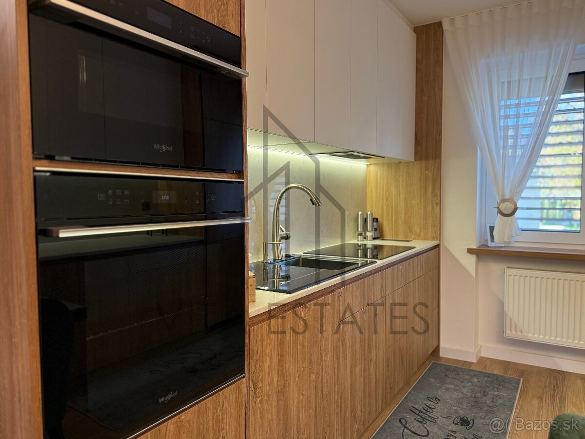 PREDAJ – luxusný 3 - izbový byt v Handlovej - 9