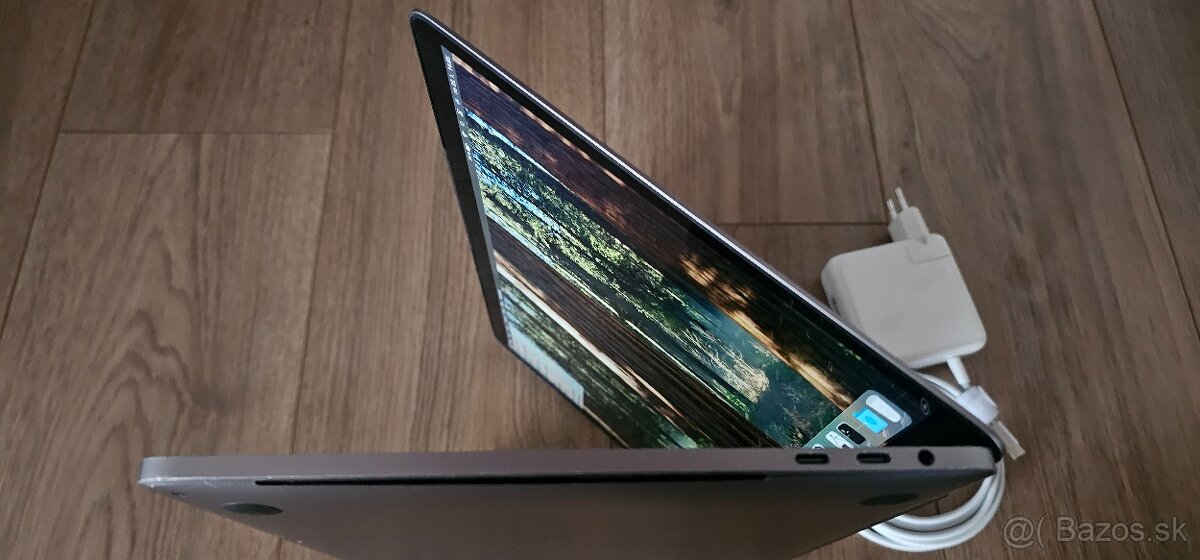 Apple MacBook Pro 13 A1989 16/512gb - 9
