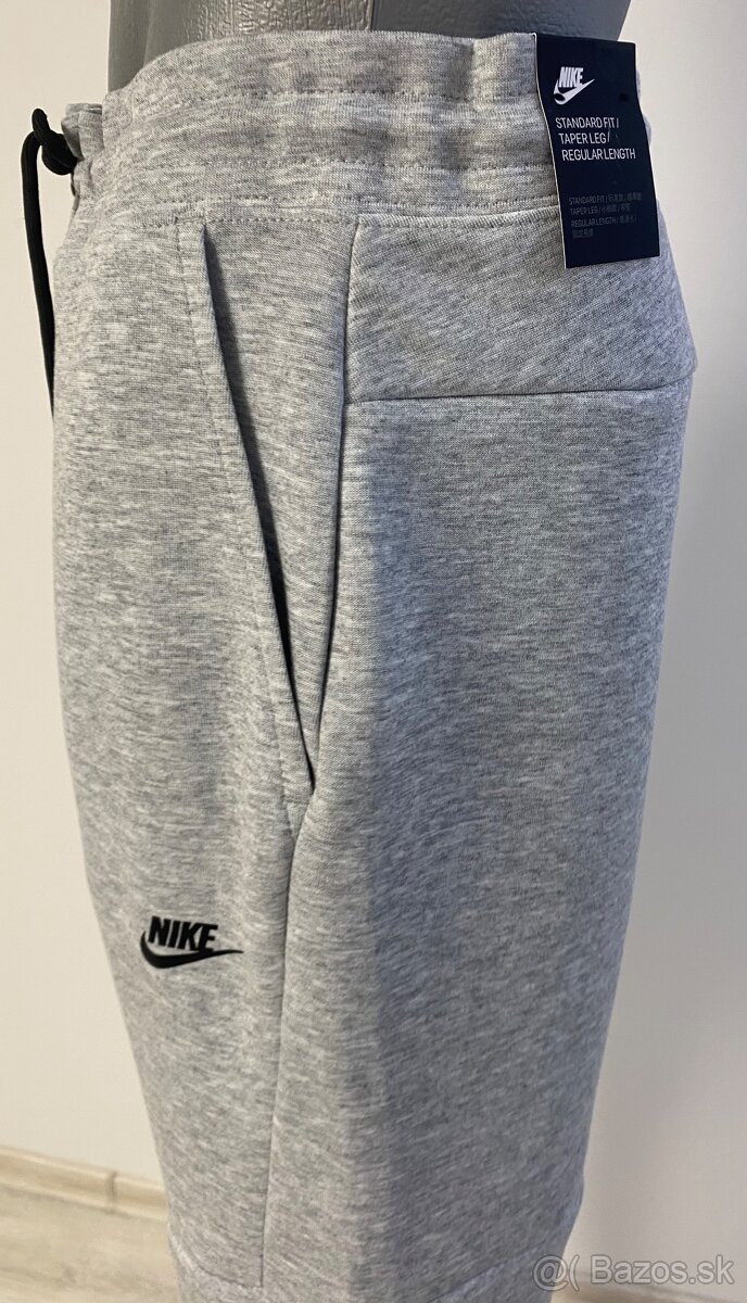 NIKE pánske sivé tepláky - 9