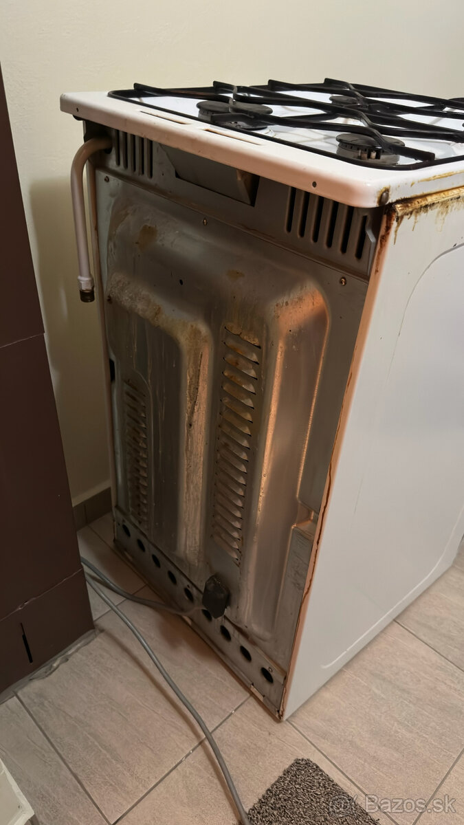 Sporák Mora 2443 - 9