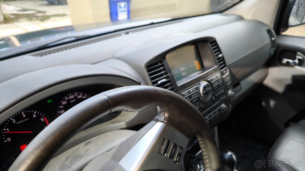 Nissan Pathfinder 3.0 diesel 170kW - 9