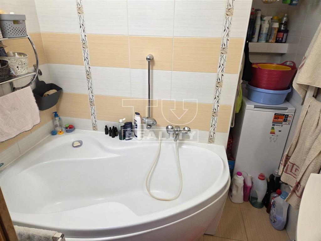 TUreality ponúka na predaj slnečný 3- izbový byt v Zuberci. - 9