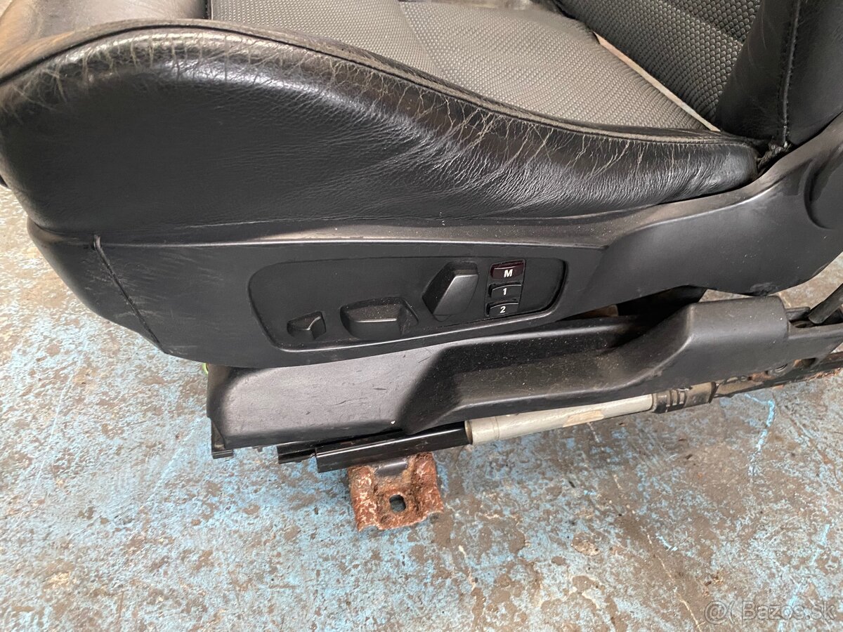 Predné sedadla BMW e60 - 9