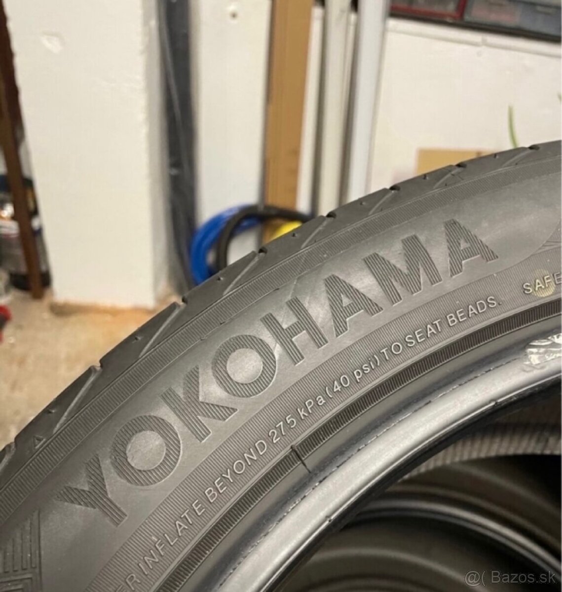 Yokohama 285/40 R21 letné - 9