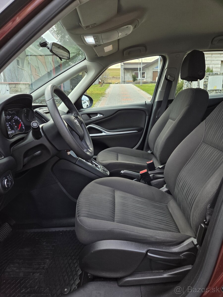 Opel Zafira Tourer 1.4 Turbo - 9