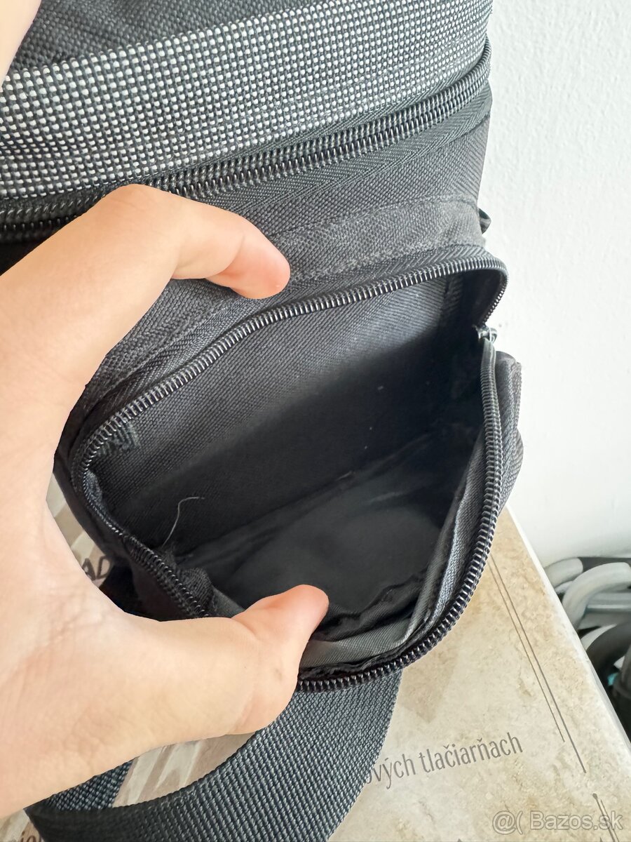 Predám tašku na fotoaparát EVG - 9