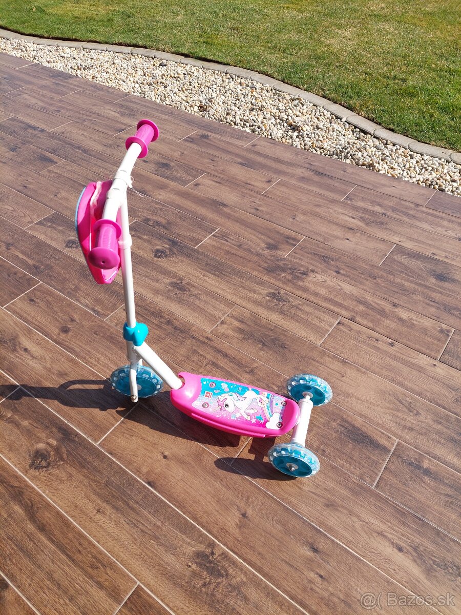 Detská kolobežka-trojkolka - 9