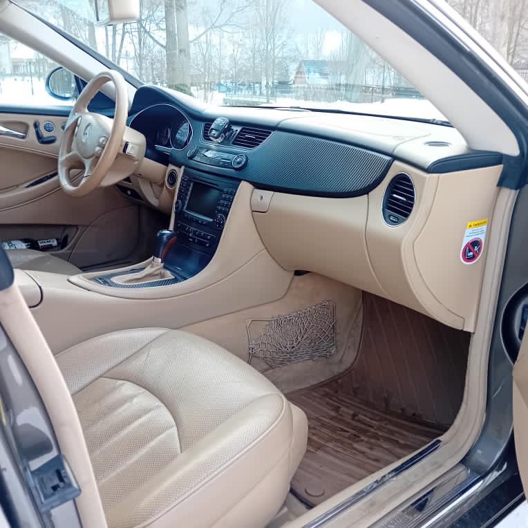 Mercedes CLS 320 - 9