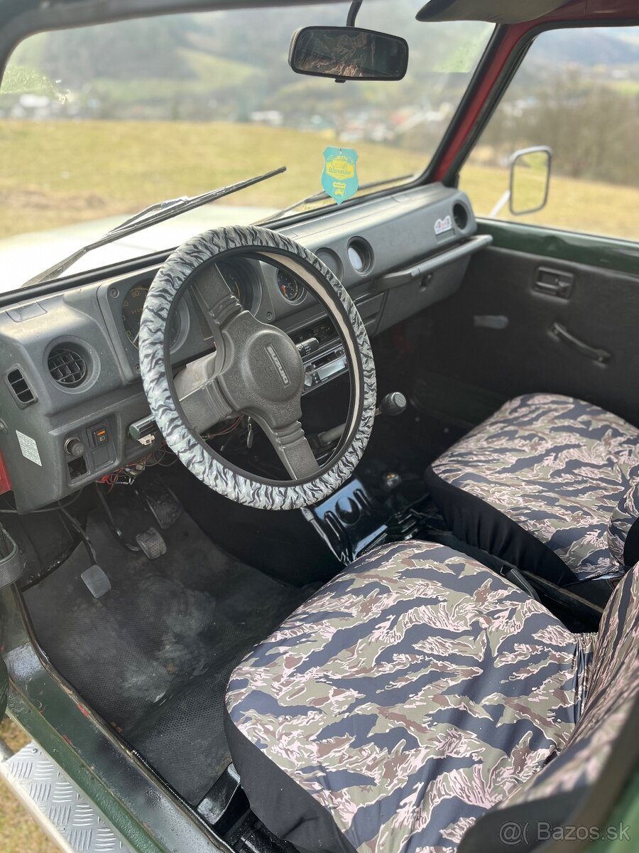 Suzuki Samurai 1.0 SJ410 - 9