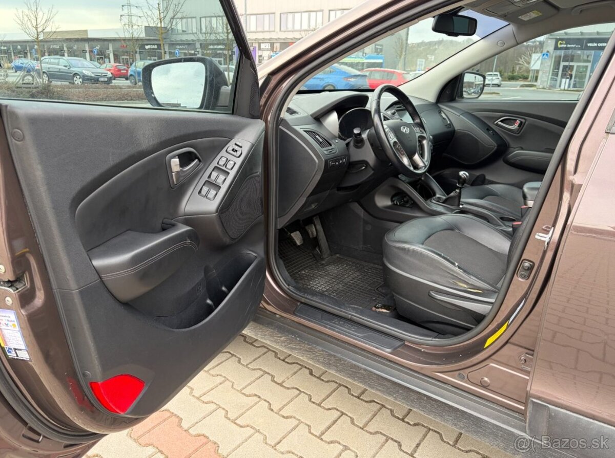 Hyundai IX35 2.0 CRDi 100kw 4x4 ČR DPH - 9