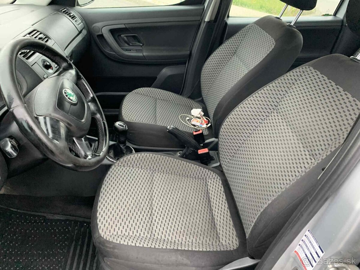 Škoda Roomster 1.2TDI 55kw 2012 - 9