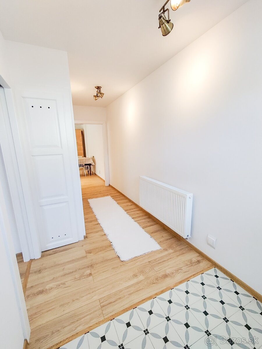 2 izbový apartmán v centre Kežmarku - 9