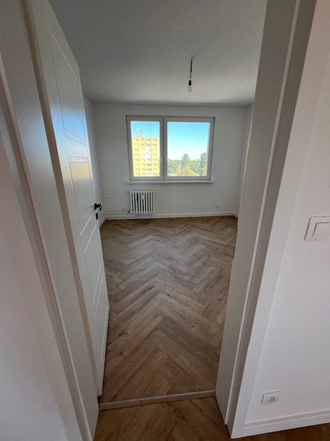 novo zrekonštruovaný 4 izb. byt, Poloreckého ul. - 9