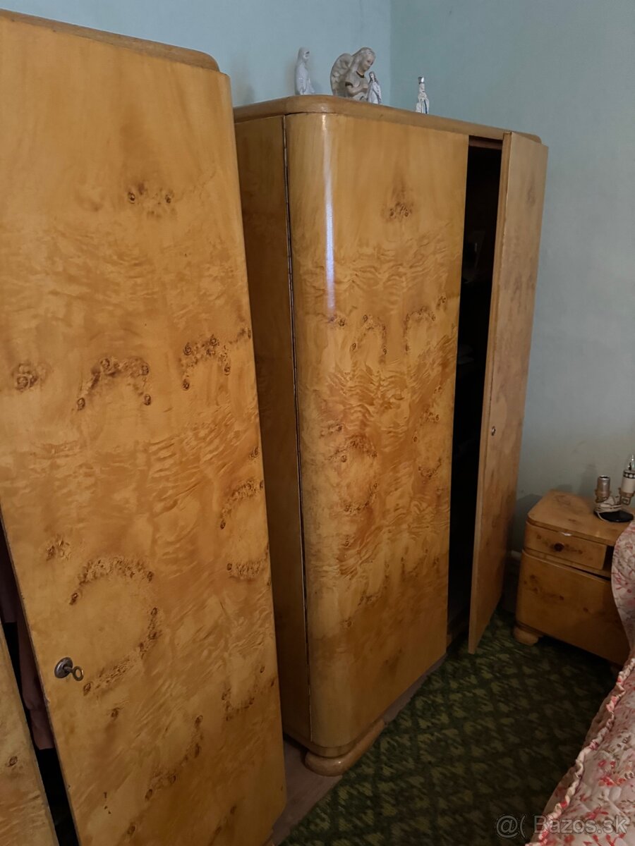 Starožitný spálňový set - 9