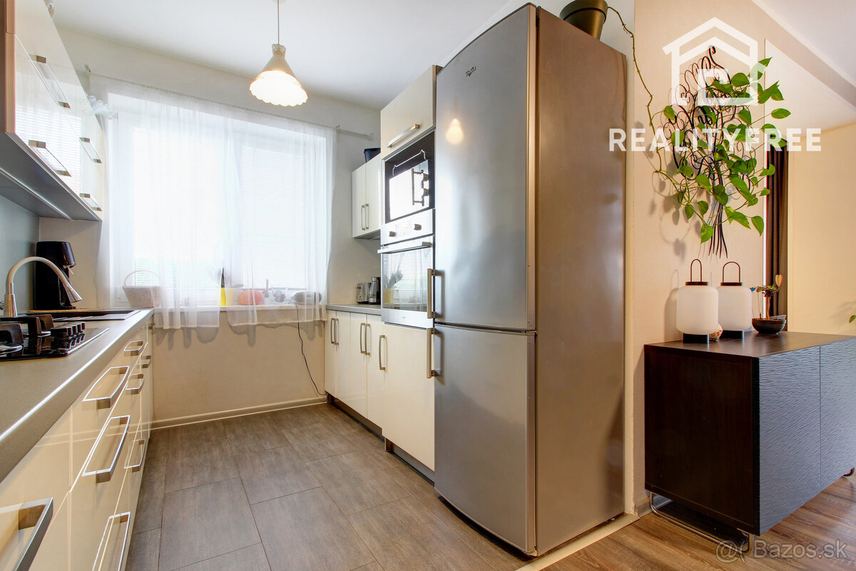 Novinka – samostatne stojaci 4i rodinný dom v obci Láb - 9