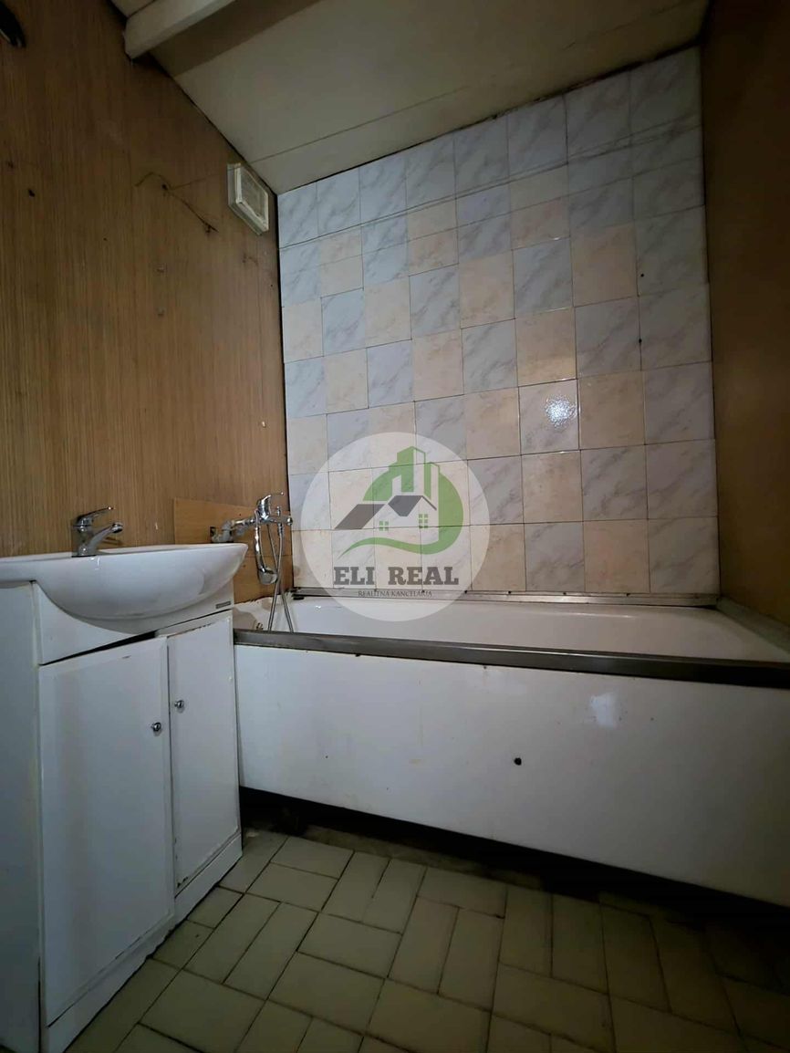 Na predaj 2-izbový byt v centre Trebišova, Berehovská ul. - 9