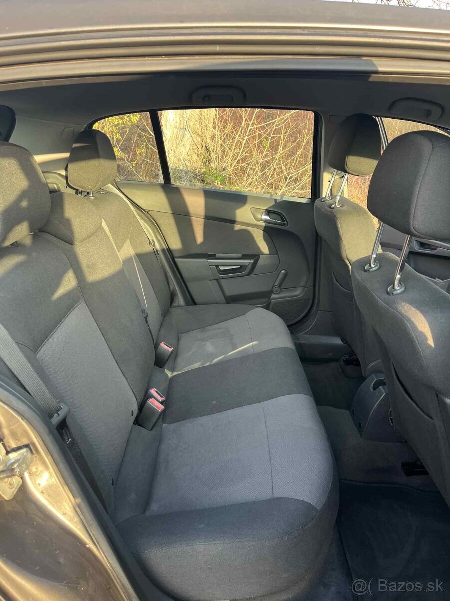 Opel Astra - 9