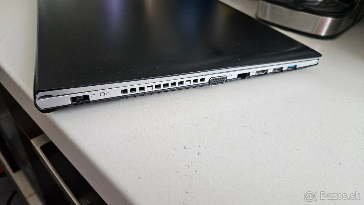 Špičkový Lenovo notebook - aj vymením - 9