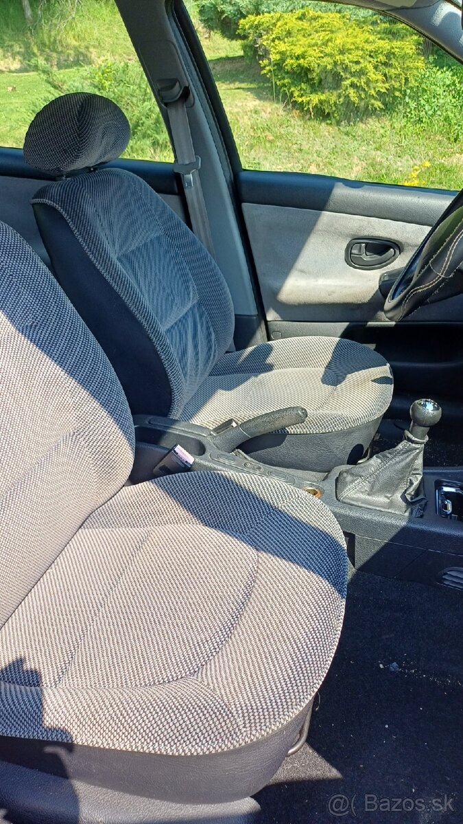 Peugeot 406 1.8 16v Facelift - 9