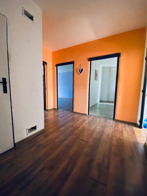 Na predaj 4 izbový byt vo vyhľadávanej obci Očová - 9