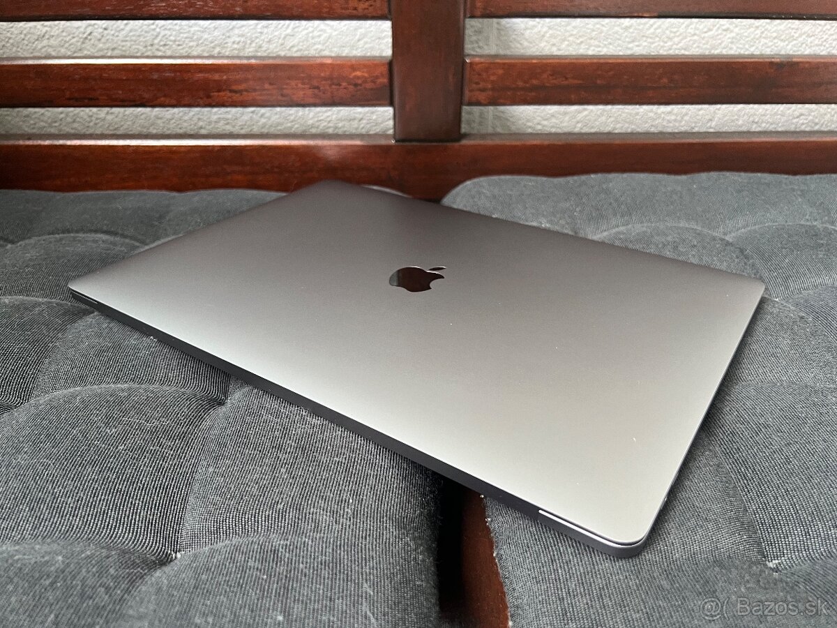 MacBook Pro 15" 2018, i7, 16GB RAM, 512 GB SSD v TOP stave - 9