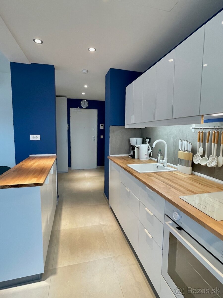 Moderný 4-izb. zariadený apartmán s bazénom, Chorvátsko - 9