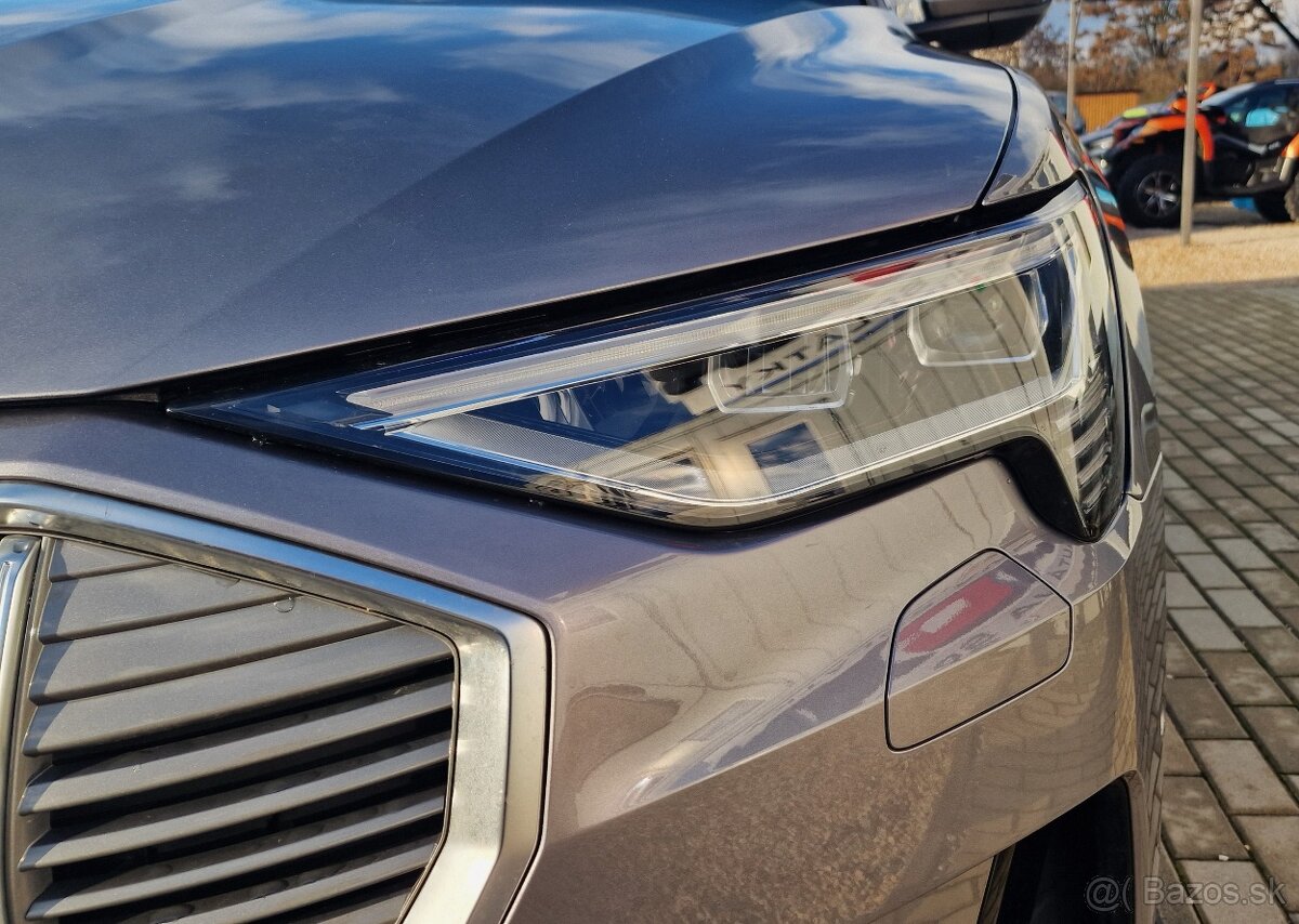 AUDI E-TRON 50 QUATTRO S LINE - 9