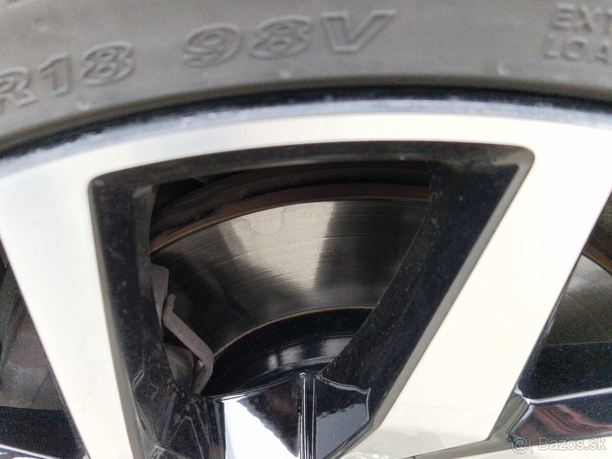 Volvo V60 D4 Momentum AWD A/T - 9