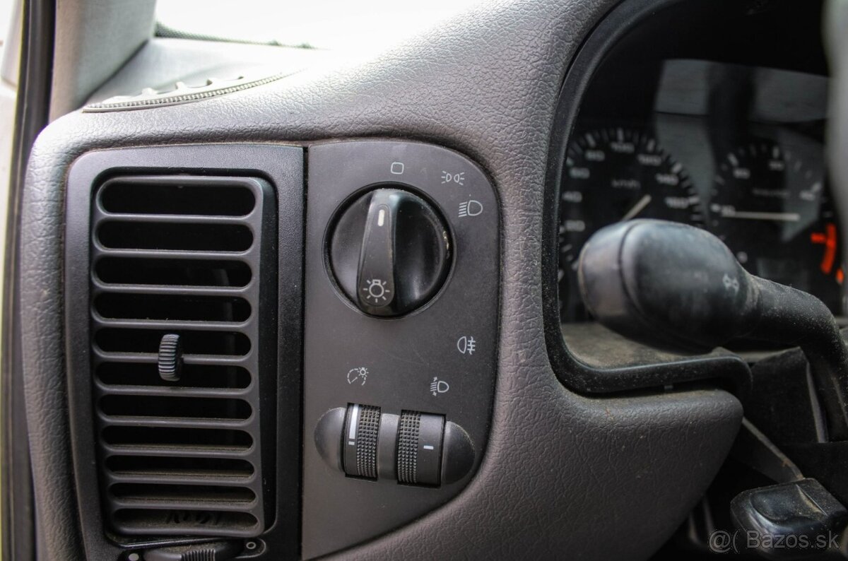 Volkswagen Caddy 1.9 tdi 66kw - 9