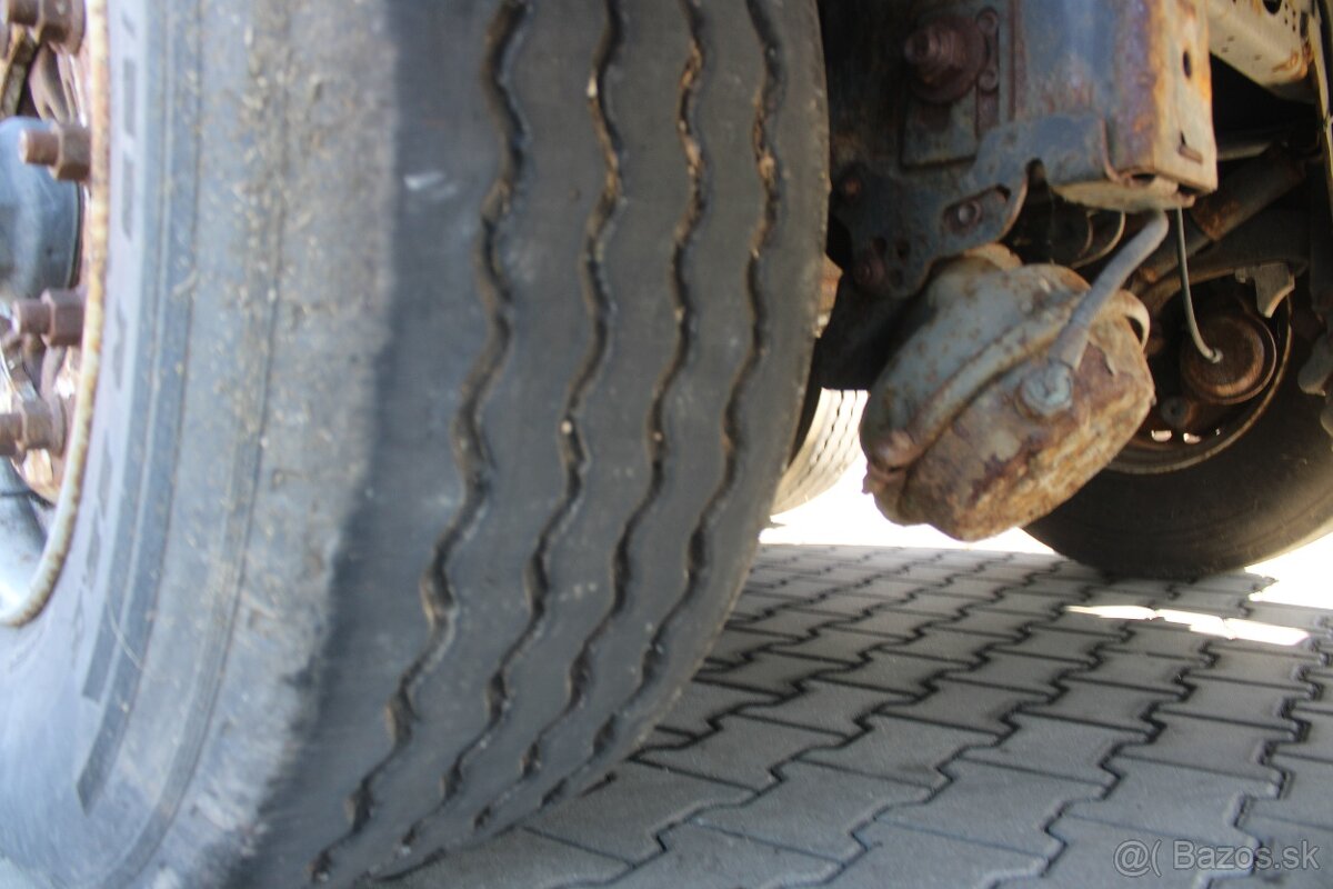 Krone PROFI LINER, MULTILOCK, ZVEDACÍ NÁPRAVA - 9