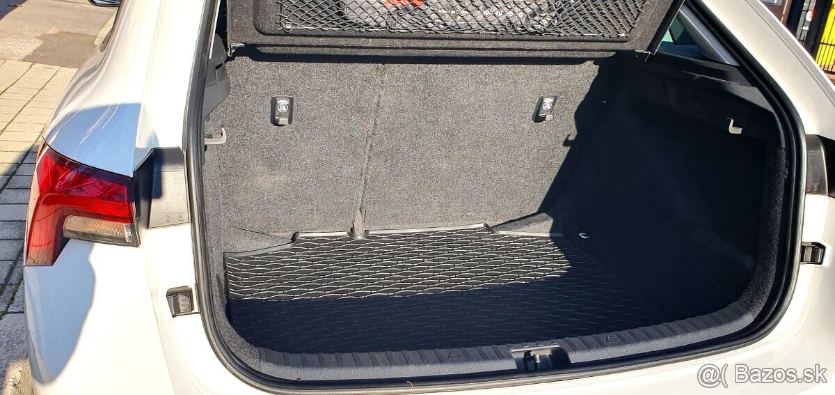 Škoda Scala 1.0 TSI 85KW Ambition Plus M6 / r. 2020 / - 9