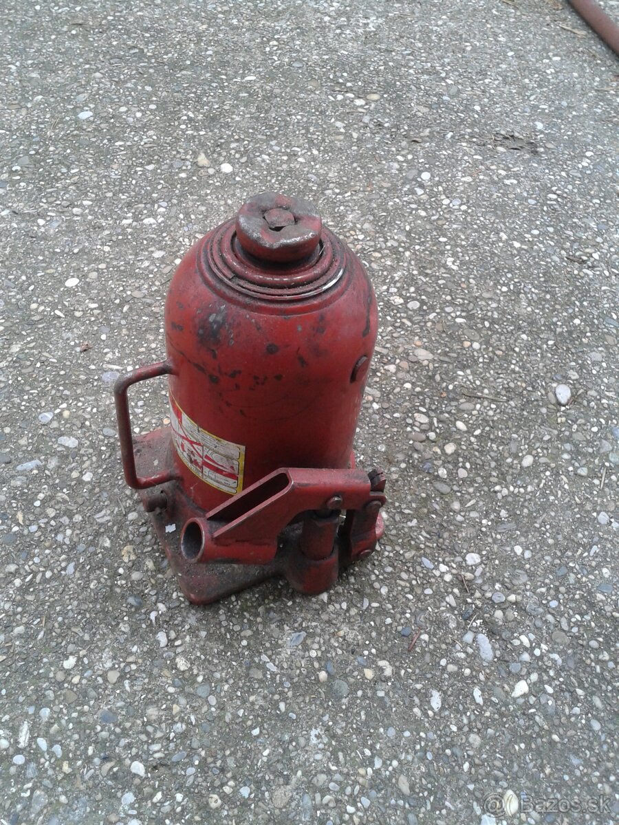 Stolový zverák YORK - 9