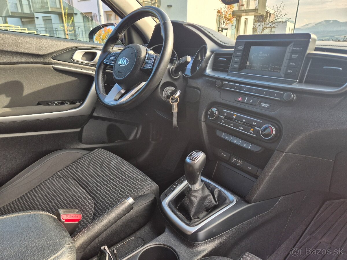 Predám Kia Ceed 1.4 73 kW – benzín (06/2019) - 9